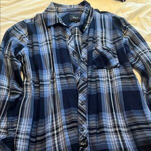 Rails Women’s light weight flannel shirt- lightly worn